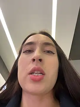 Holly_Play's cam snapshot