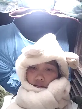 PhamPm70's cam snapshot