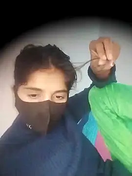 Sexey-Puja's cam snapshot