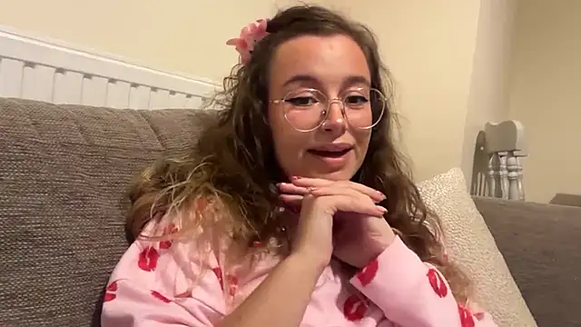 lolatheangel's cam snapshot