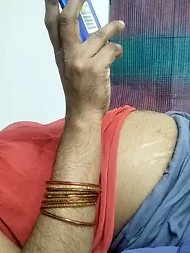 Tamilrojanew live sex cam