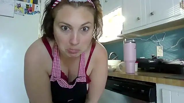 MilfyMrsRobinson live sex cam