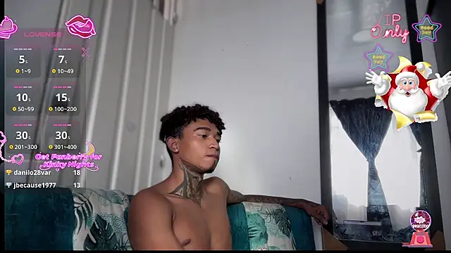 sexy_blacks_ live sex cam