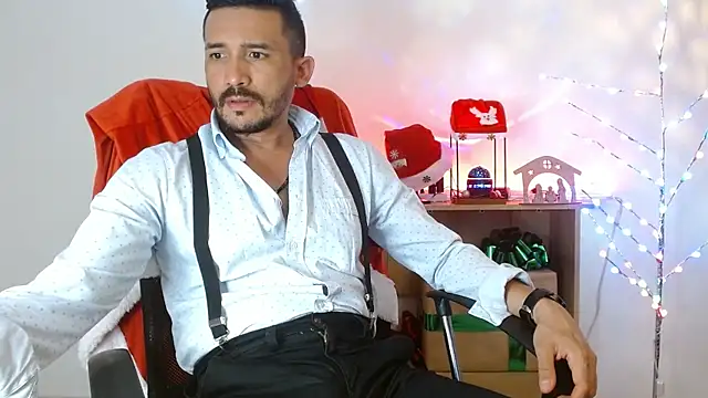 Reiko_85_'s cam snapshot