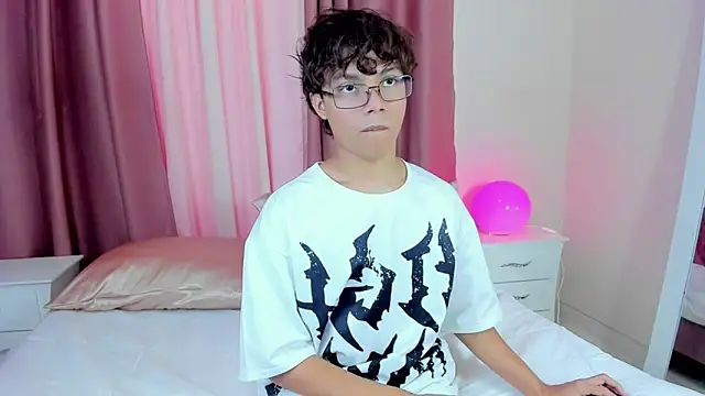 Honeymoon_sariel live sex cam