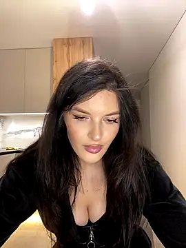 little_belucci live sex cam