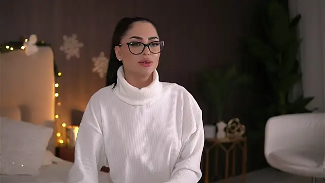 ChloeDevine live sex cam