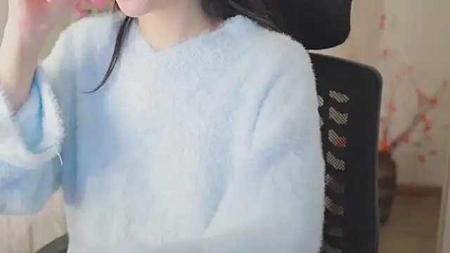 SpiderIily live sex cam