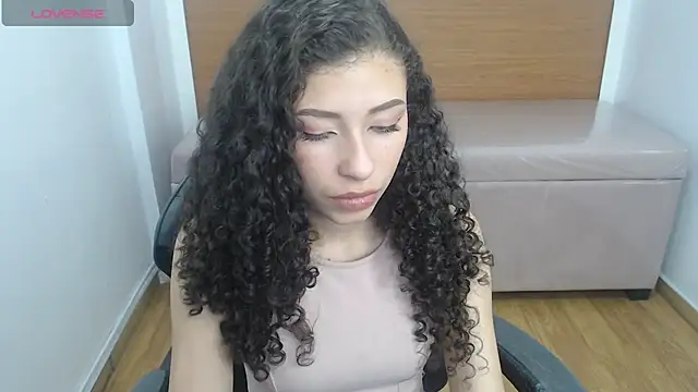 danatella_a live sex cam