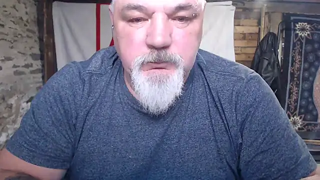 Newfiesausage1972 live sex cam