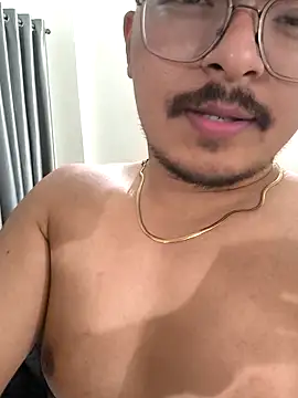 Abinash7732 live sex cam