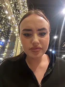 KiraSunshine's cam snapshot