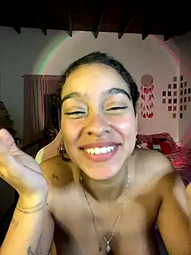 Arteatenea__'s cam snapshot