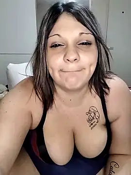 Insatiable_julie's cam snapshot