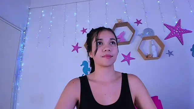 Emiily_Parkerr's cam snapshot