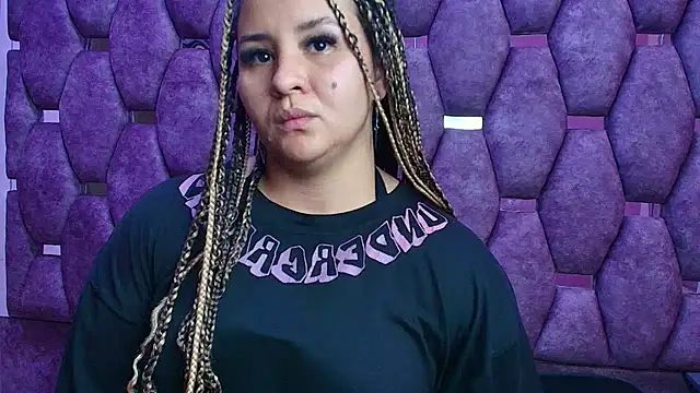 AlaSmith's cam snapshot