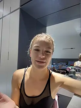 -Sexy_Barbie-'s cam snapshot