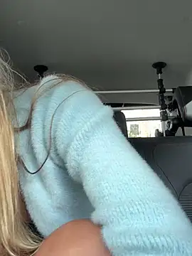 nicole_98's cam snapshot