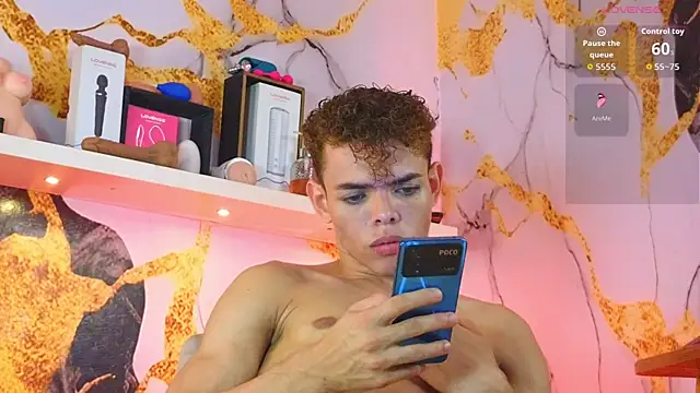 Nijinsky_LatinBoy's cam snapshot