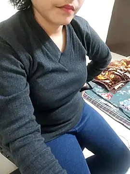 Pihu_Chopra's cam snapshot