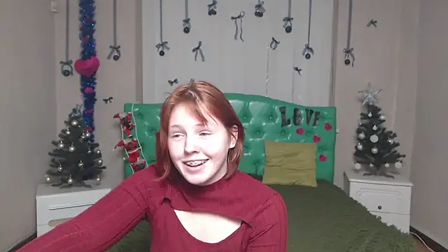 EvelinaRedfox's cam snapshot