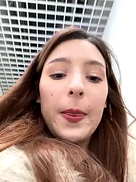 LilluKatten live sex cam