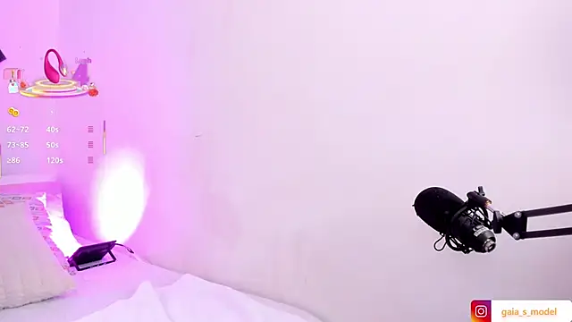 Gaia_Stone's cam snapshot