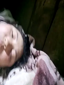 sary-hot2x's cam snapshot