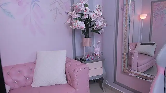 Saritasweet18's cam snapshot