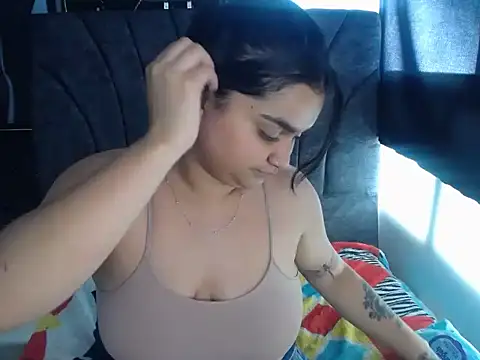 loveShae__'s cam snapshot