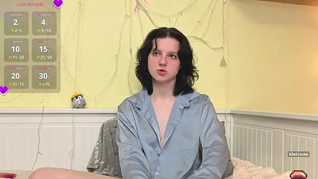 LatinaHuguenin's cam snapshot