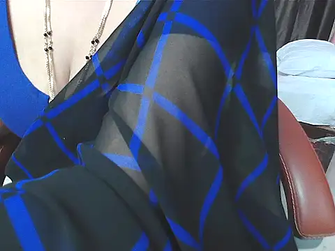 sunitha-3 live sex cam