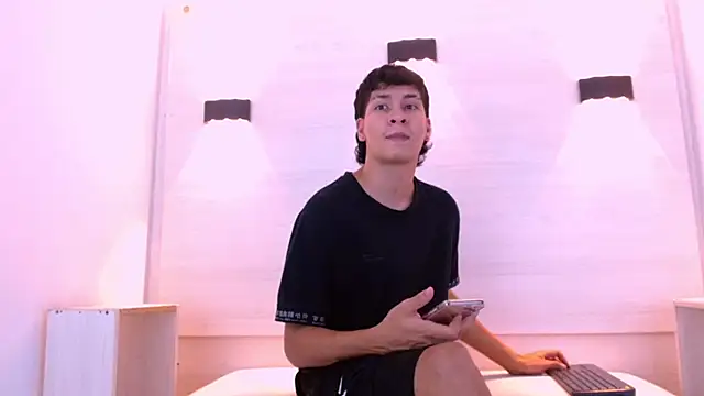 Jhojan_twink live sex cam