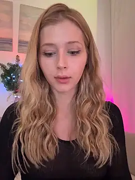 LunaRase live sex cam