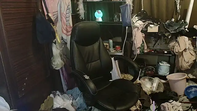 Ombeline1 live sex cam