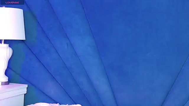 Evelisse's cam snapshot