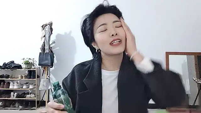 Lulu-uu's cam snapshot