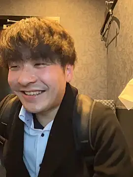 yuuki8910 live sex cam