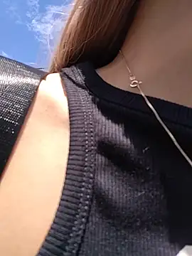 Dani-peggin's cam snapshot