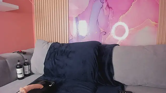 NhoanBrunette's cam snapshot