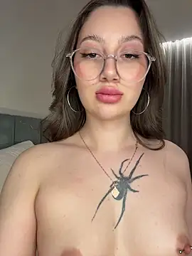 LucieBliss's cam snapshot