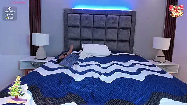 Susann_Ross's cam snapshot