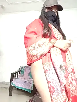 HotAishaa's cam snapshot