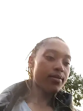 GoodbedAfrican's cam snapshot