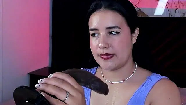 Lalalemoonds's cam snapshot