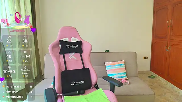 lili_jade222's cam snapshot