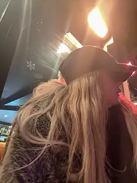 blairbella's cam snapshot