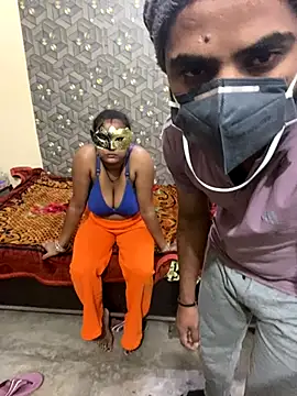 The_HotCouple's cam snapshot