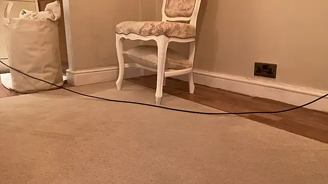 ijustturned18today's cam snapshot