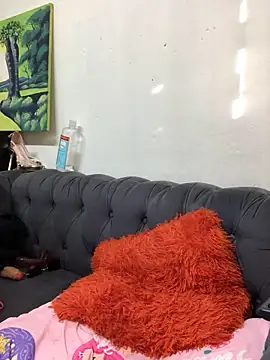 Nicole_Liam_'s cam snapshot